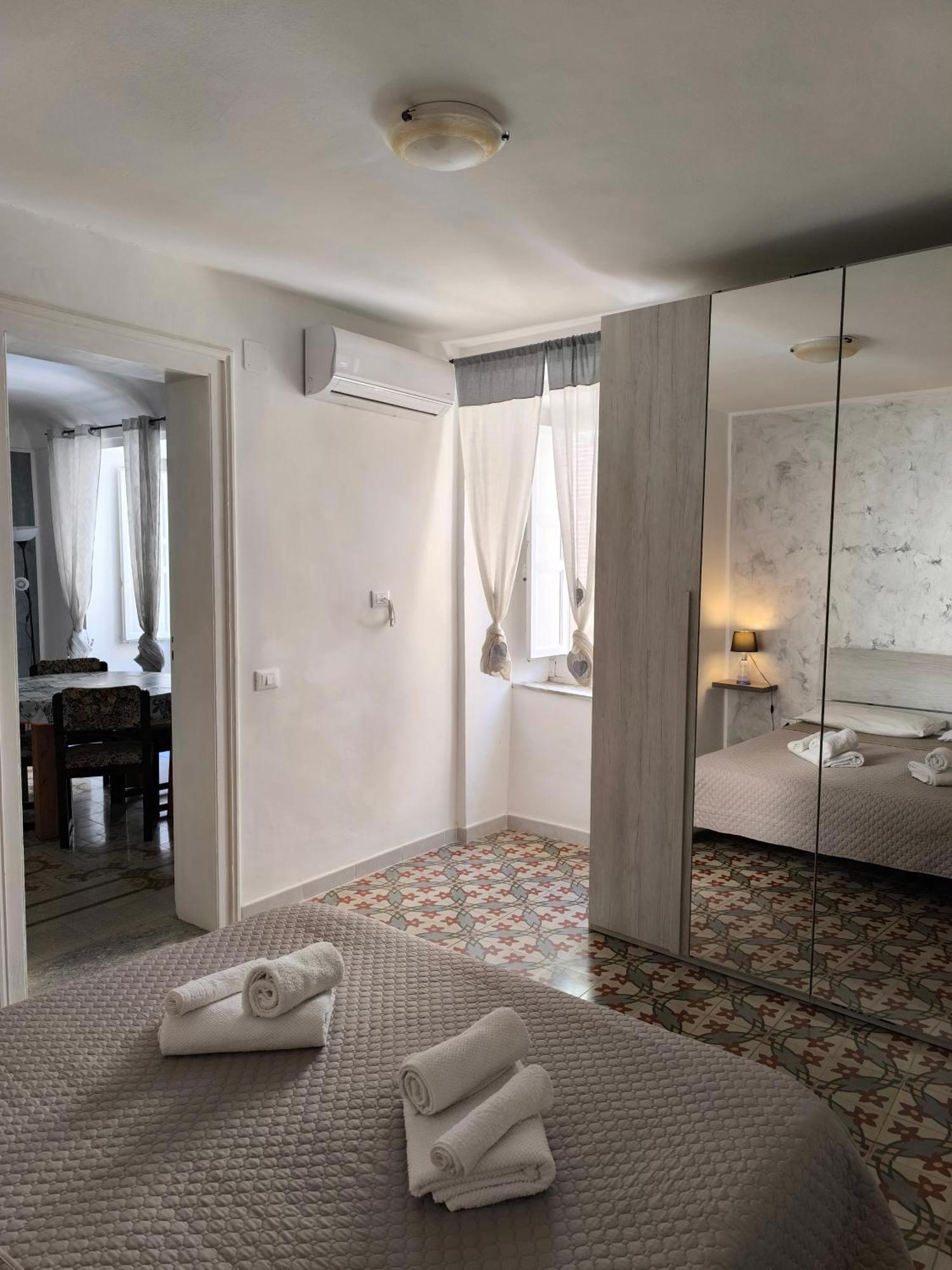 Casa Di Nick Apartment Trapani Bagian luar foto