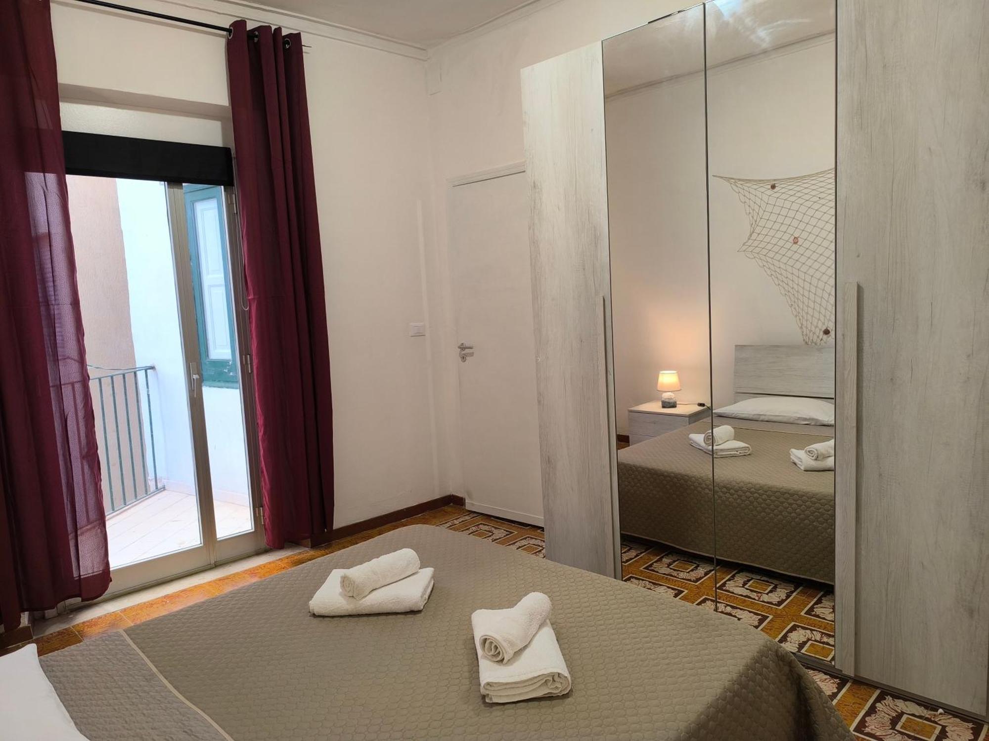 Casa Di Nick Apartment Trapani Bagian luar foto